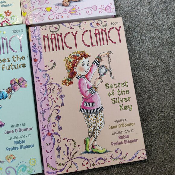 Nancy Clancy Kids Book Set of 4 Stories for Girls Daily Bedtime Reading Age 6-10 - Picture 5 of 11